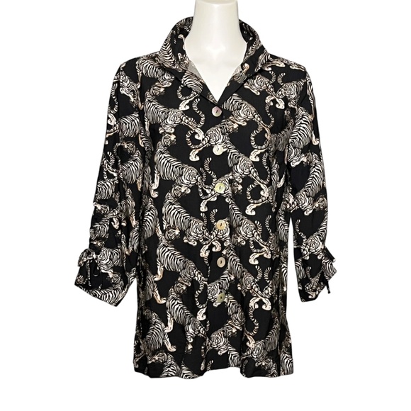 John Mark Tiger Print Wire Collar Cinch Tie Sleeve Button Front Black Top Size M - Picture 1 of 10
